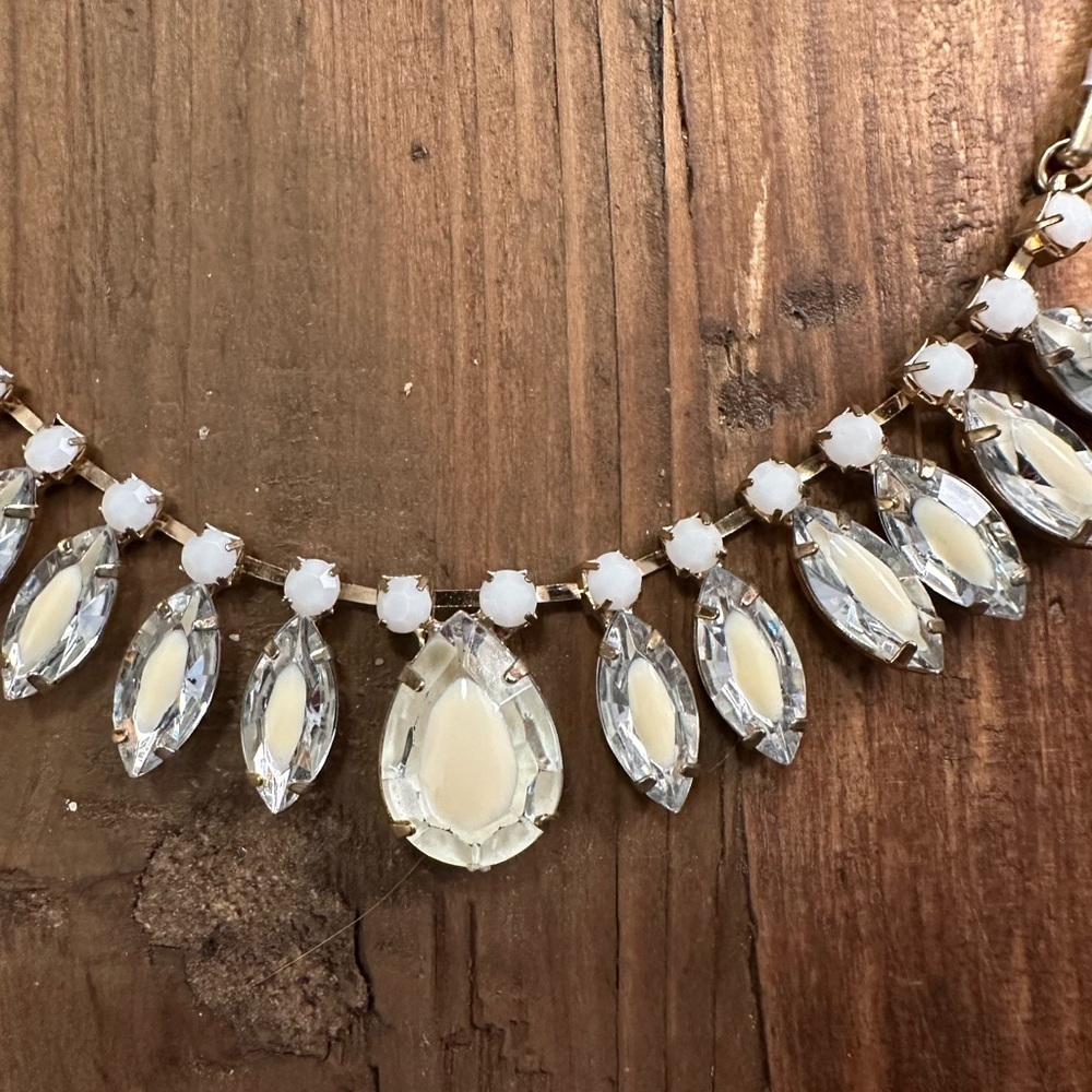 Elegant Gold and White Necklace